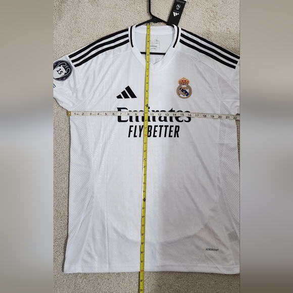 Mbappe Real Madrid 24/25 Home Jersey XL - Picture 6 of 9